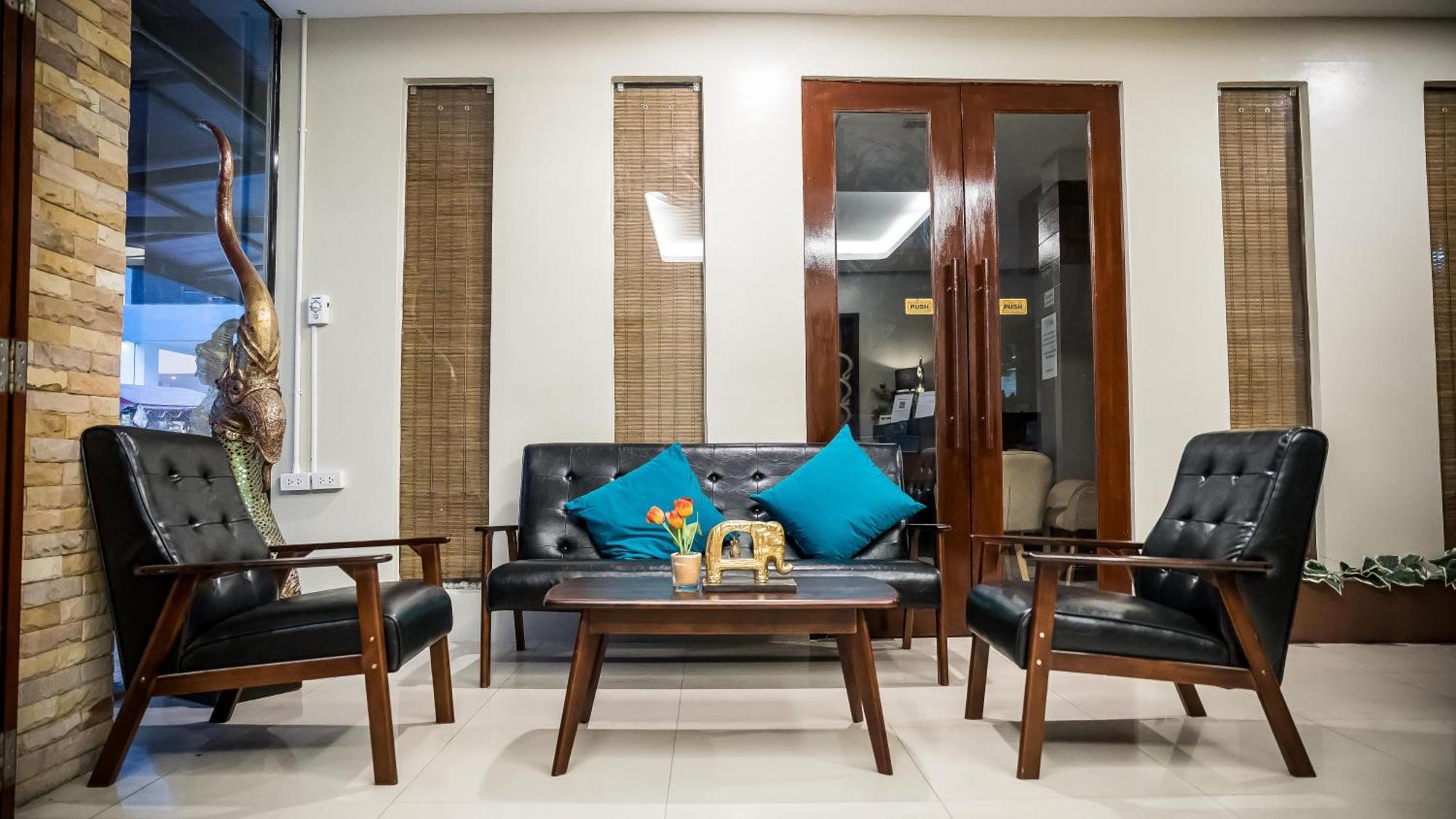 Hemingway'S Hotel Patong Екстер'єр фото